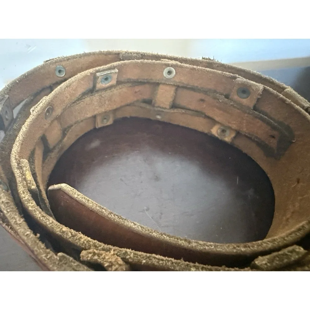 Vintage Unisex Brown Silver Leather Pin Buckle Casual Waist Belt 44-in Long